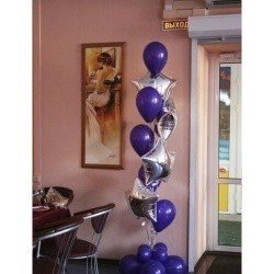 Фонтан из шаров с фольгированными звездами