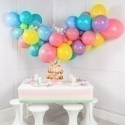 Гирлянда из шаров «Разноцветный единорог»