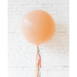 Большой шар персиковый на гирлянде