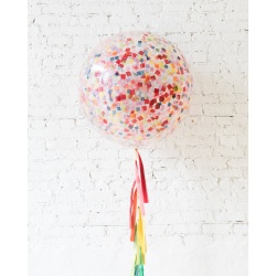 Большой шар с квадратным ассорти конфетти на гирлянде