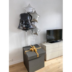 Коробка с шарами Дарт Вейдер под прикрытием