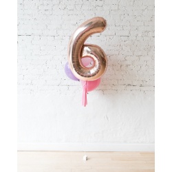 Букет из шаров с цифрой 6 