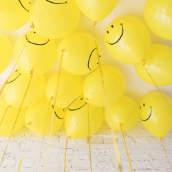 Шарики под потолок смайлы 10 шт