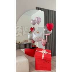 Коробка с воздушными шарами «Ласковый котик»