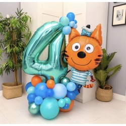 Поинт из шаров Три кота Коржик с цифрой