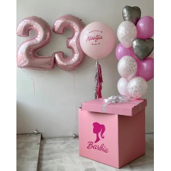 Коробка с воздушными шарами Барби для девушки